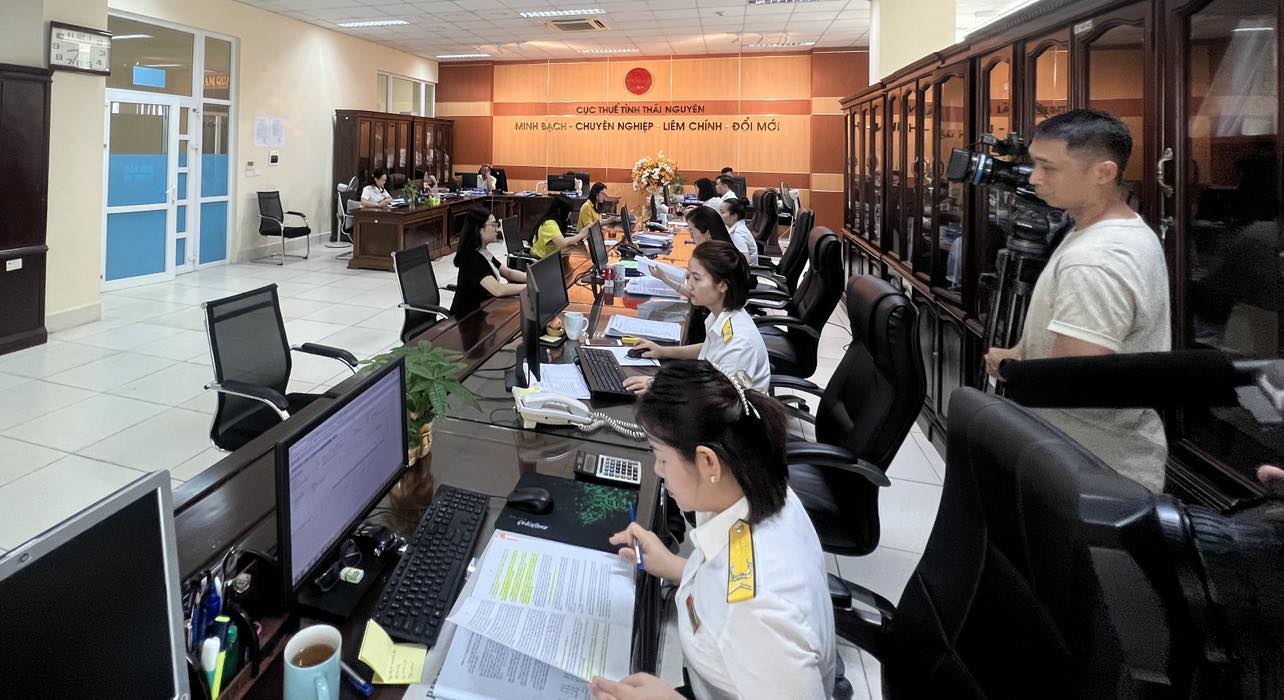 Tăng cường giám sát việc cải cách hệ thống thuế